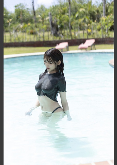 【オールアザー版】似鳥沙也加写真集 Semicolon-4