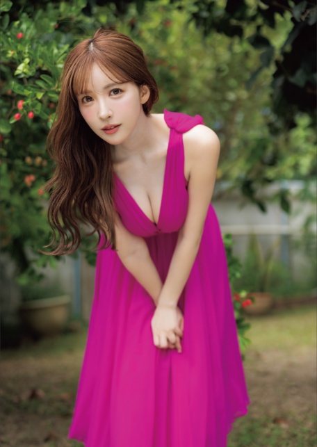 三上悠亜 写真集 「Last your...」-2