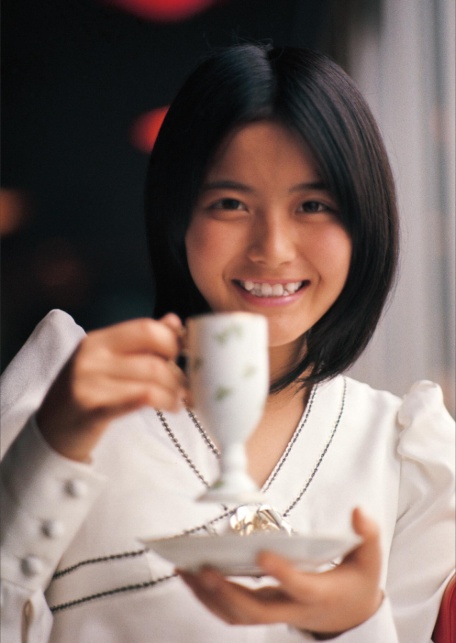 麻田奈美写真集「林檎の記憶」2 林檎と檸檬-5
