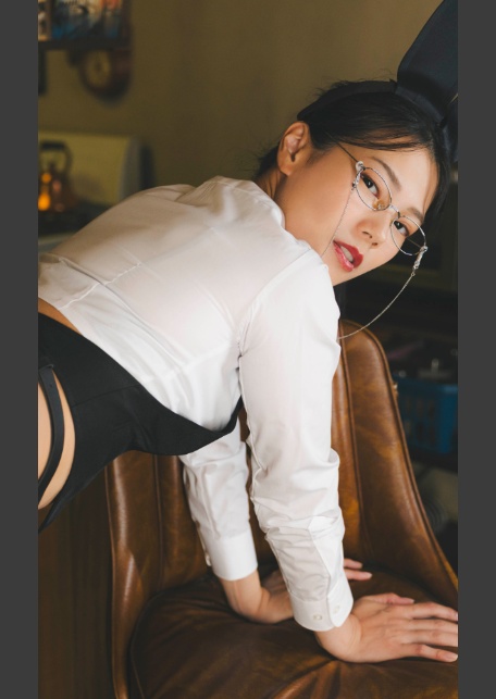 【デジタル限定】ときちゃん写真集「カムバック！バニーガール」【動画特典付き】-4