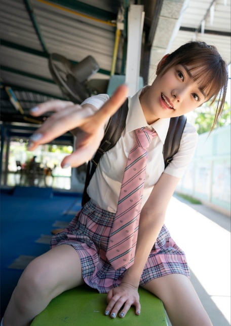 宮下玲奈写真集『無垢な季節』増ページ【デジタル特装版】-4
