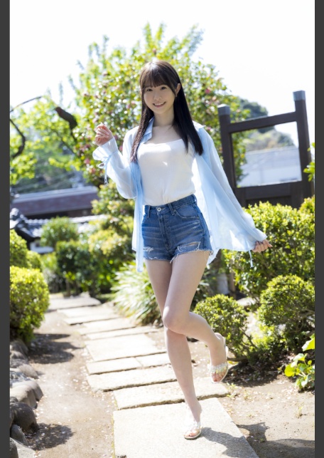 白上咲花写真集「百花繚乱」-4