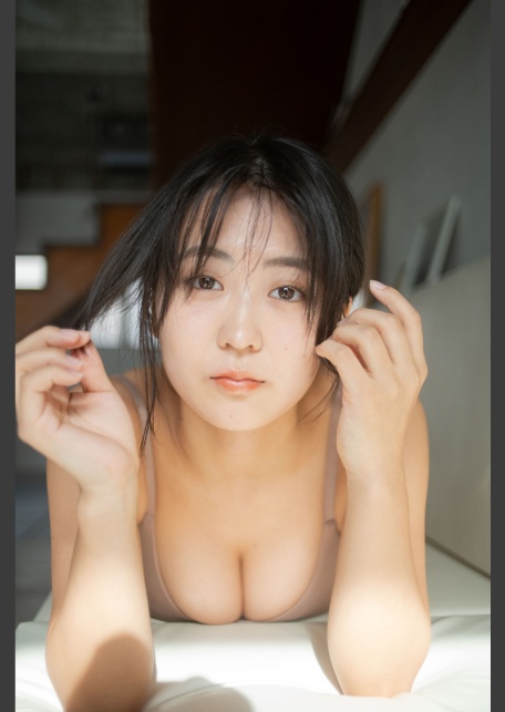 福井梨莉華 ビューティフル・カラー-3