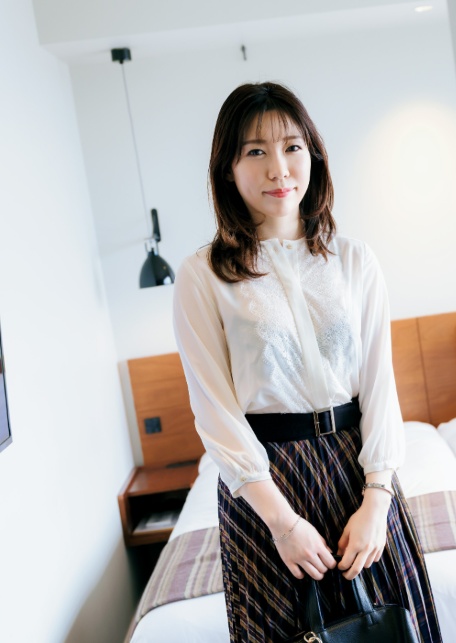 【電子版だけの特典カットつき】美河ナオ写真集『SCHOOL NURSE』-5