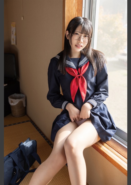 Glow up！ 桜ゆの 【ヌード写真集】FANZA限定特別カット付き-2