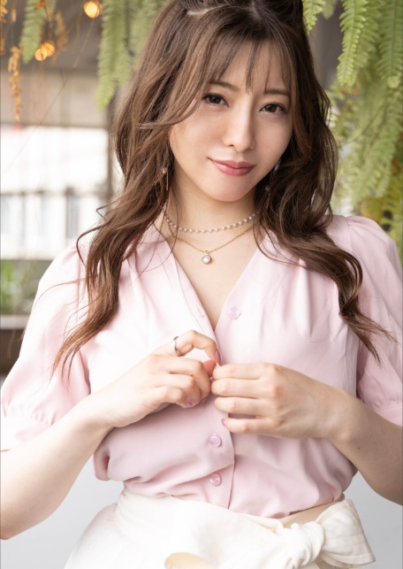 美麗的女人 ひなの花音-5