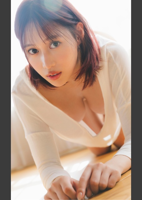 【大増量100P超！】さりナ写真集「奇跡の四重奏ボディ」（R18版）-3