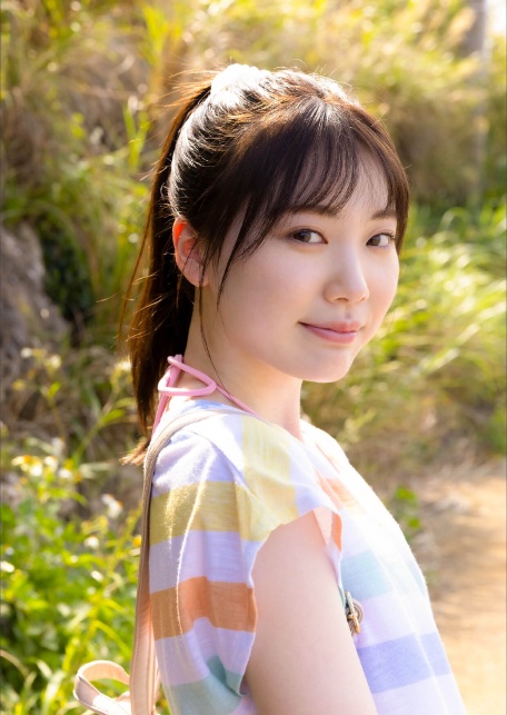 石川澪1st写真集『unusual』増ページ 【デジタル特装版】-10