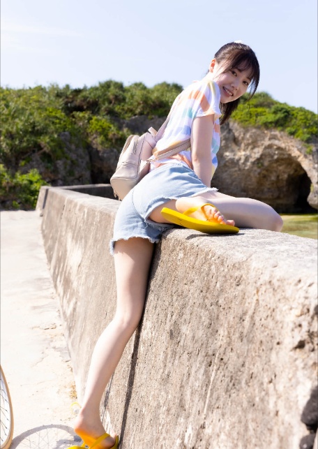 石川澪1st写真集『unusual』増ページ 【デジタル特装版】-7