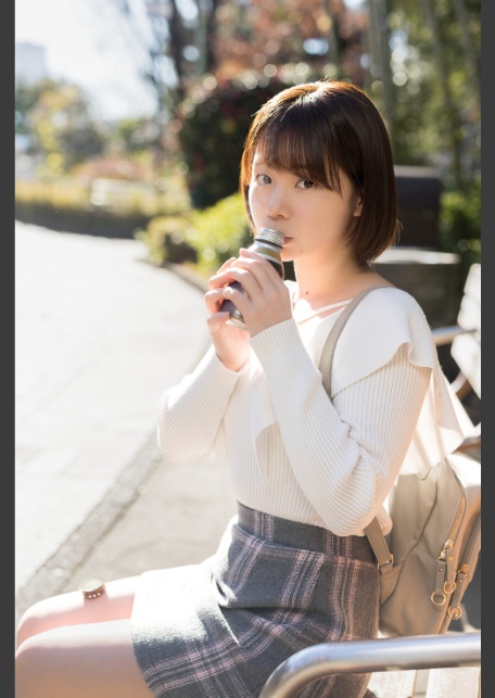 ALL IN 真奈 FANZA限定特別カット付き-2