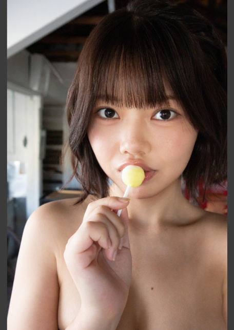 冴島なな1stヌード写真集『万能乳』-8