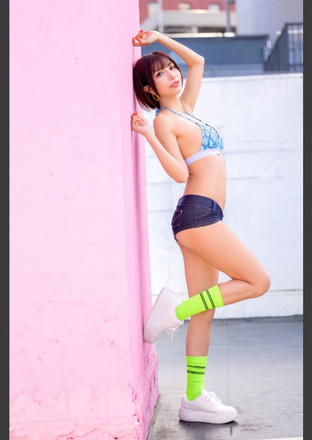 痴るあうと 雨倉楓 【セミヌード写真集】FANZA限定特別カット付き-2