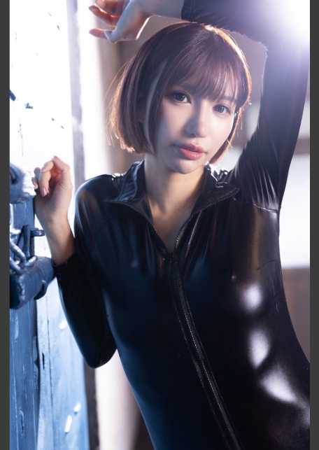 痴るあうと 雨倉楓 【セミヌード写真集】FANZA限定特別カット付き-5