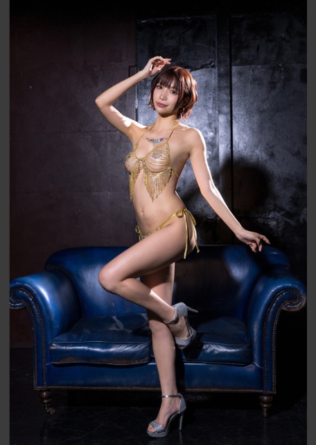 痴るあうと 雨倉楓 【セミヌード写真集】FANZA限定特別カット付き-9