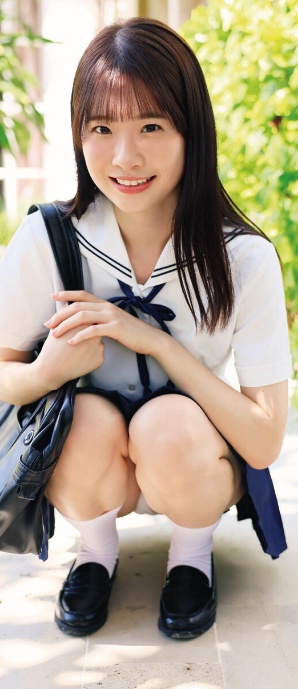 白上咲花1st.写真集 Emicul1st.-サンプル画像4