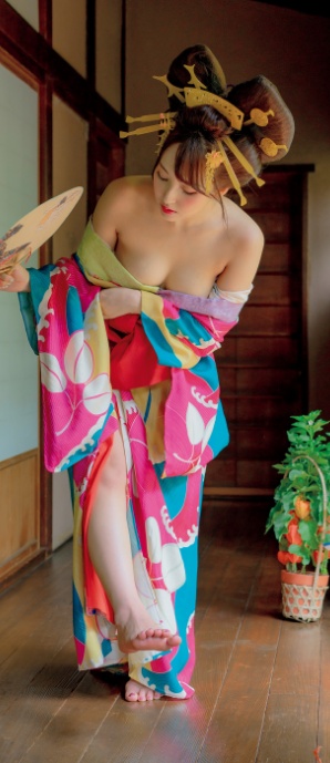 【電子版だけの特典カットつき】三上悠亜 花魁写真集『和美写美』-サンプル画像6